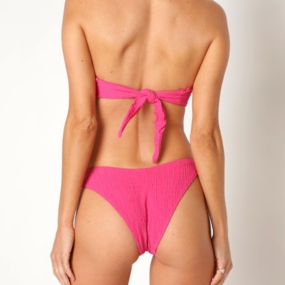 New!Montce Tori Bandeau Bikini Top Hibiscus Scrunch Set. - Picture 3 of 13